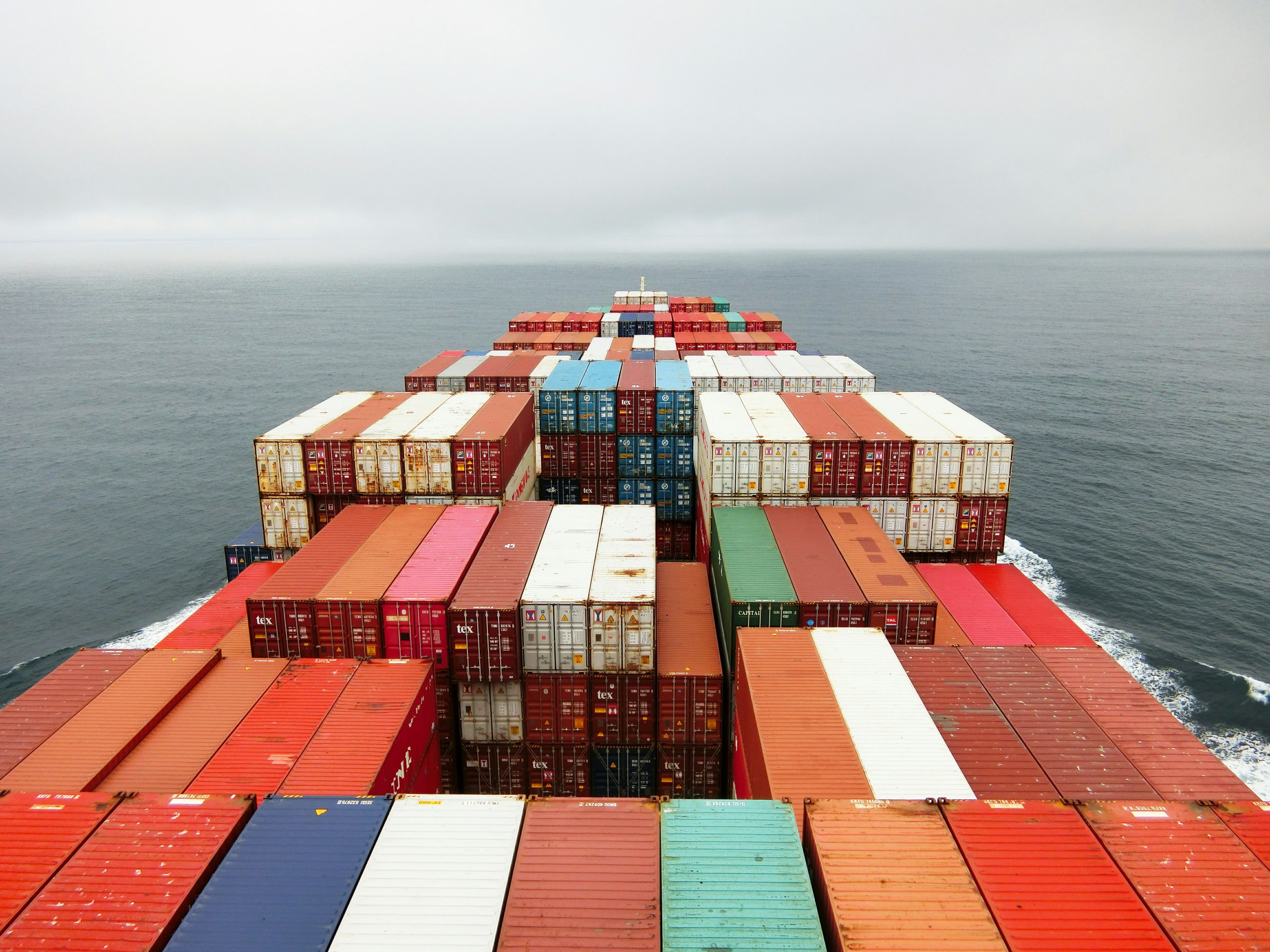 Contract logistics and partnership